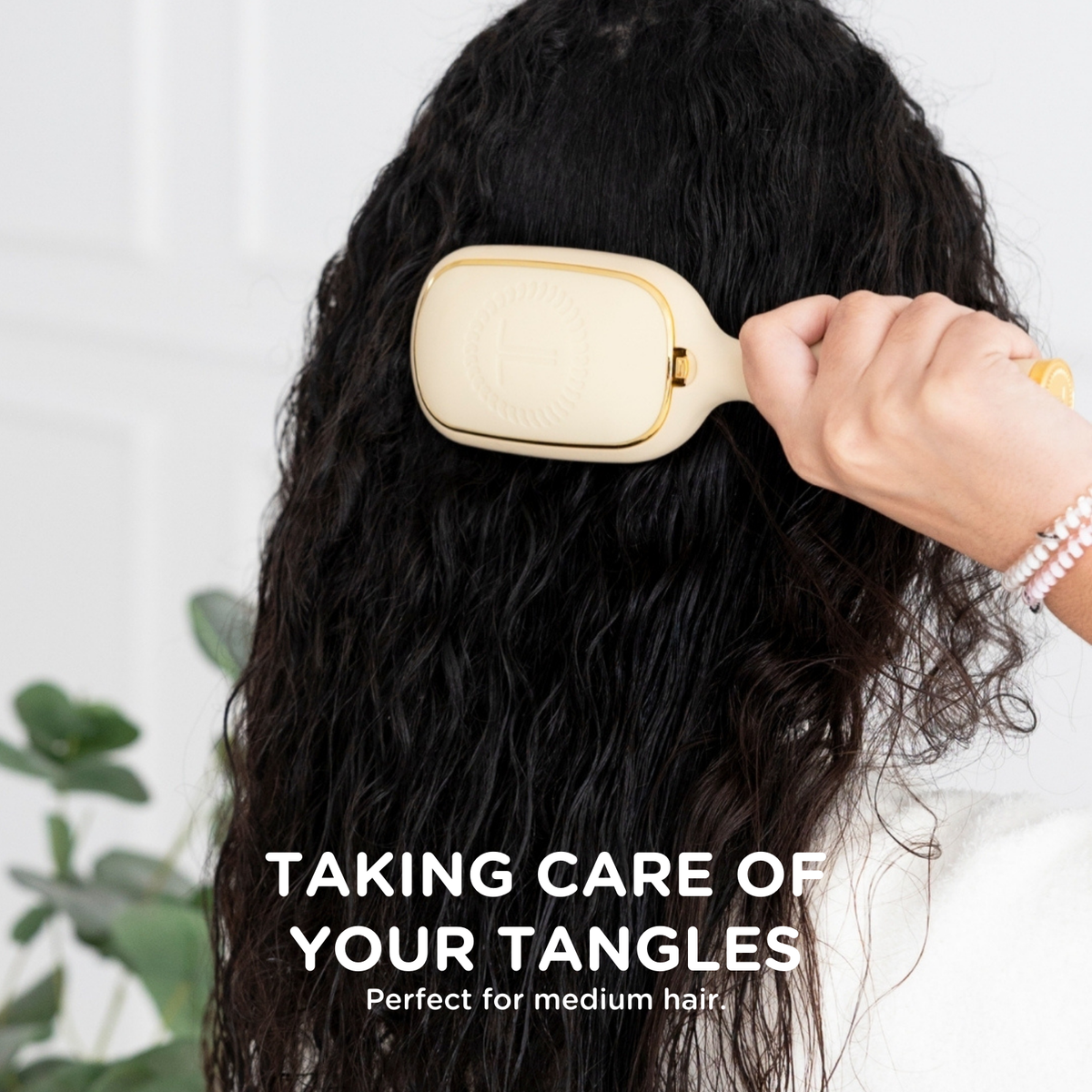 Detangler Brush |Tan| Medium