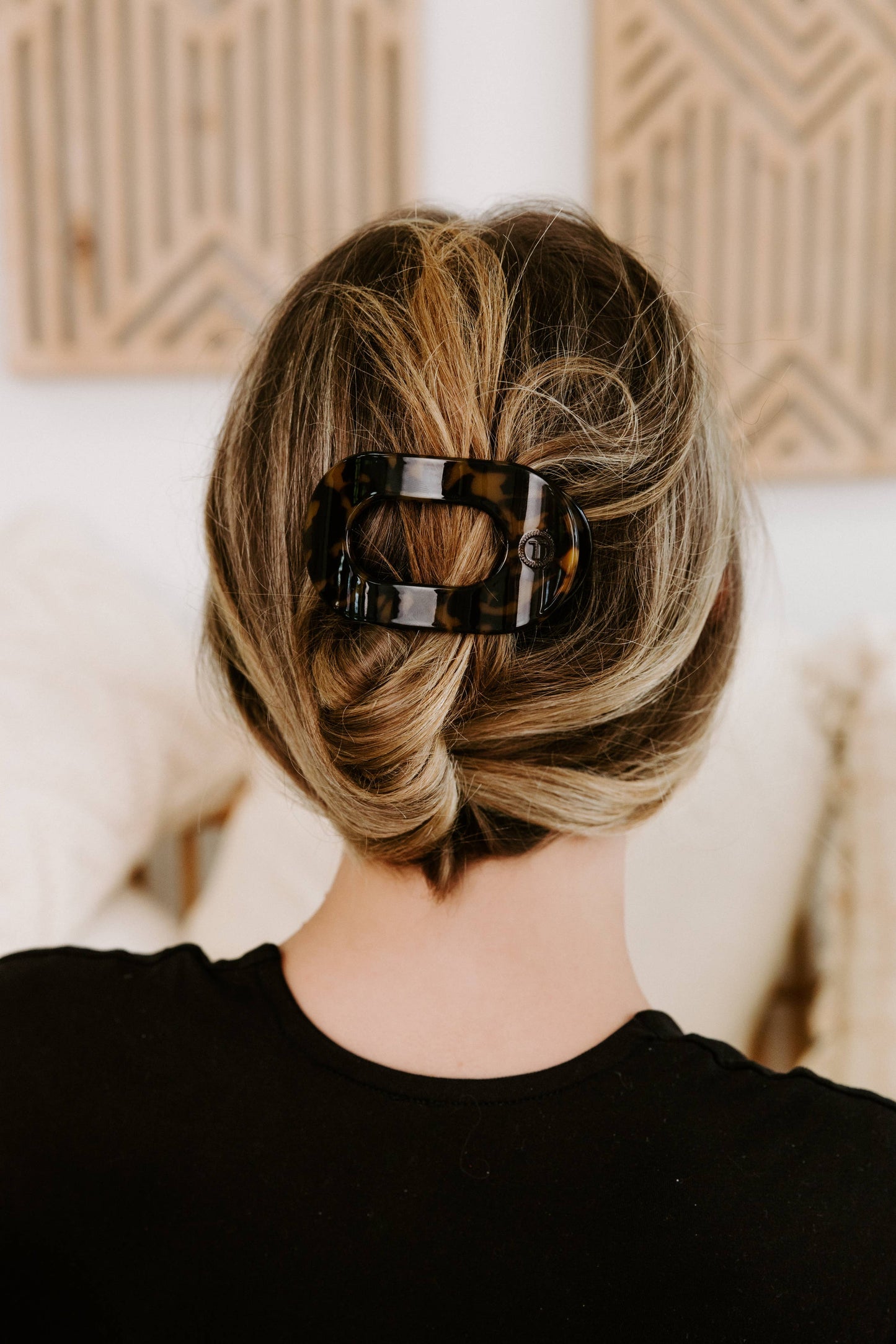 Tortoise Small Round Flat Hair Clip