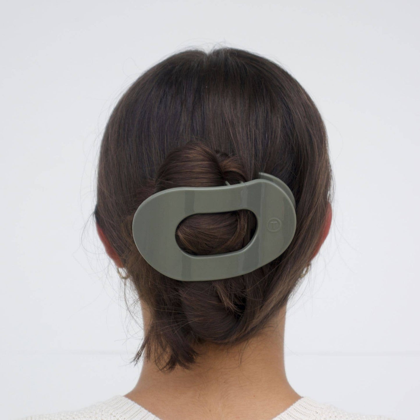 Sage It Ain't So Large Flat Round Hair Clip