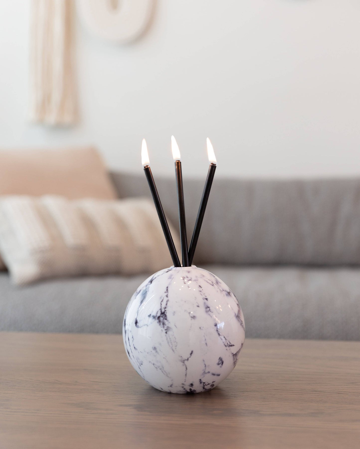 Everlasting Candle - Neva Vase White Marble