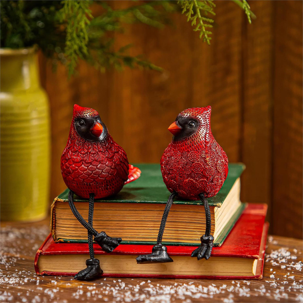 Cardinal with Dangling Legs Resin