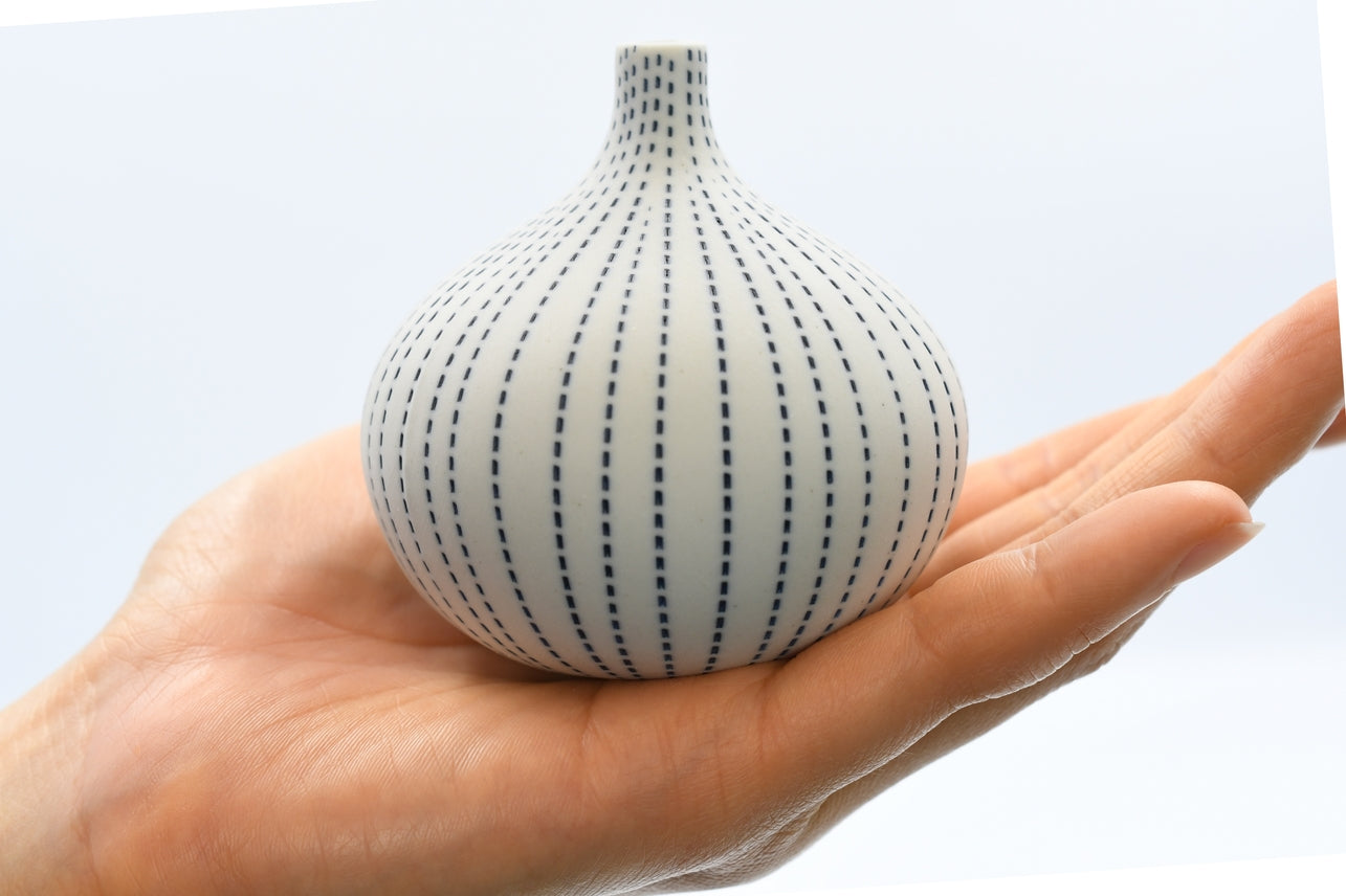 Porcelain Bud Vase Congo Tiny (Small) - White with Blue Dashed Lines