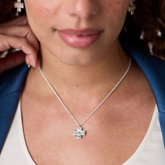 Malta Canterbury Delicate Necklace Silver