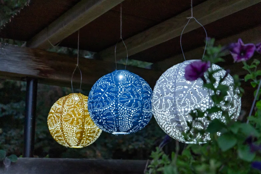 12" Outdoor Solar Lantern