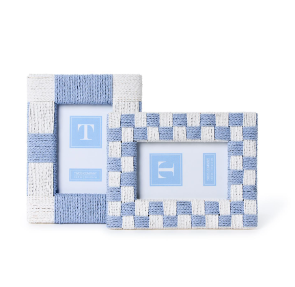 Hand-Woven Checkered Blue and White Pattern Photo Frame