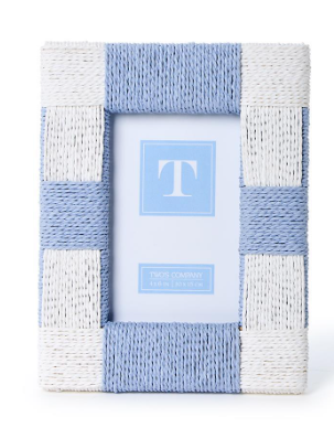 Hand-Woven Checkered Blue and White Pattern Photo Frame