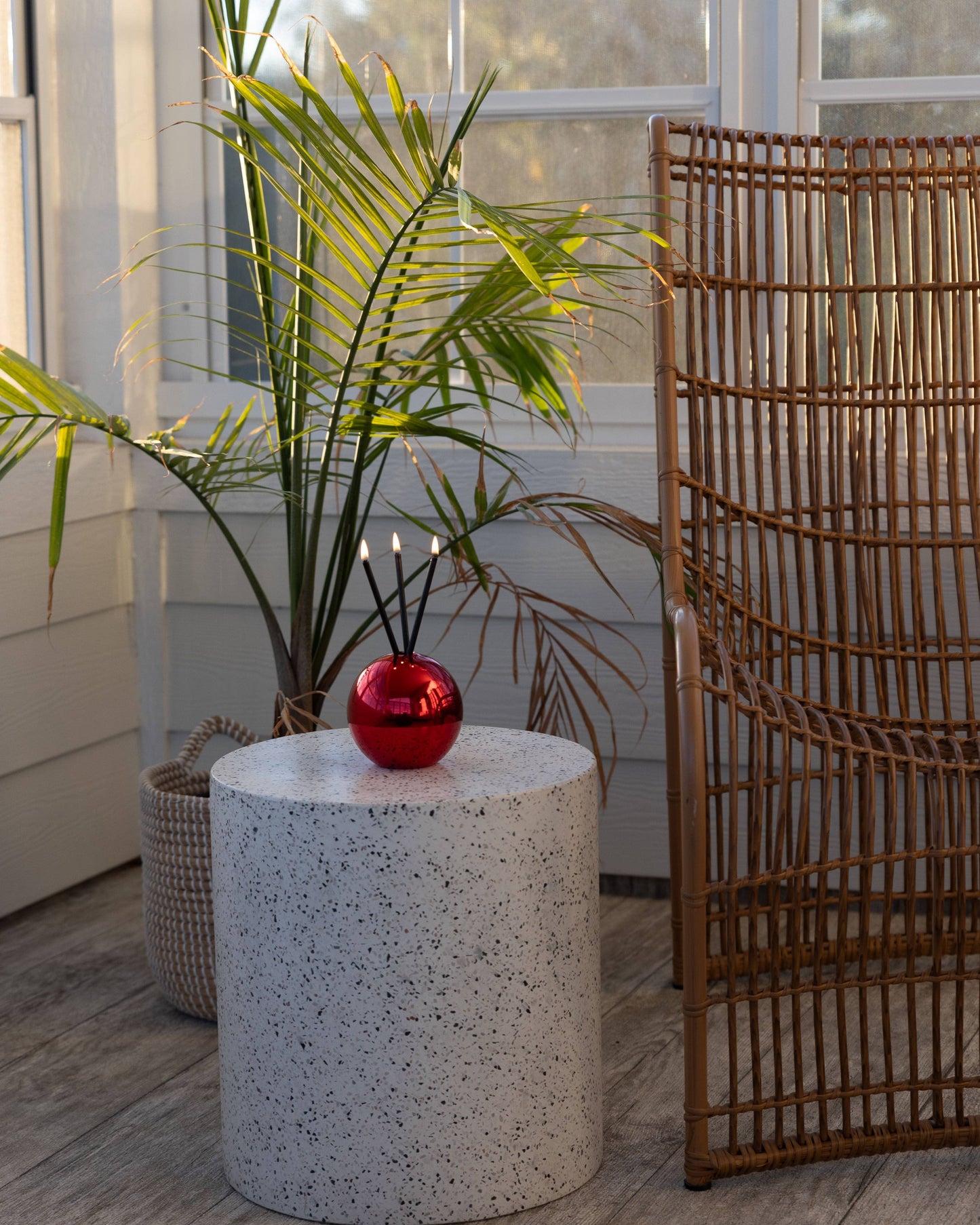 Everlasting Candle - Neva Vase Metallic Red
