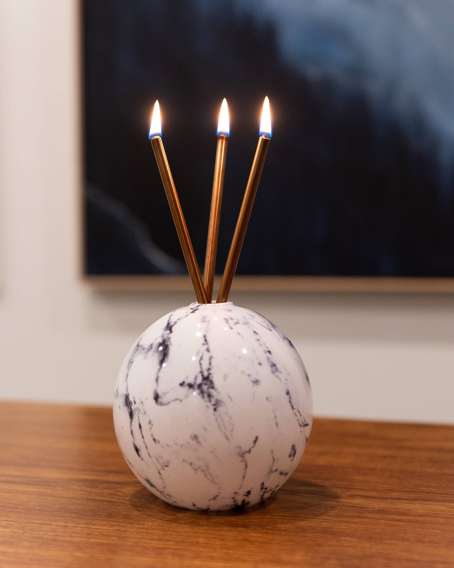 Everlasting Candle - Neva Vase White Marble