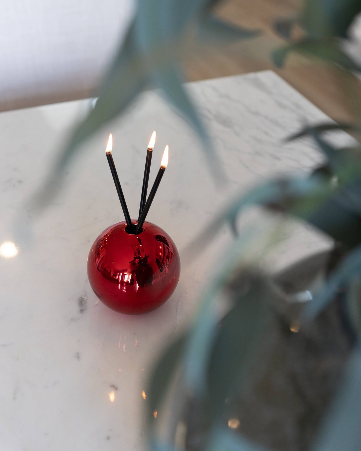 Everlasting Candle - Neva Vase Metallic Red