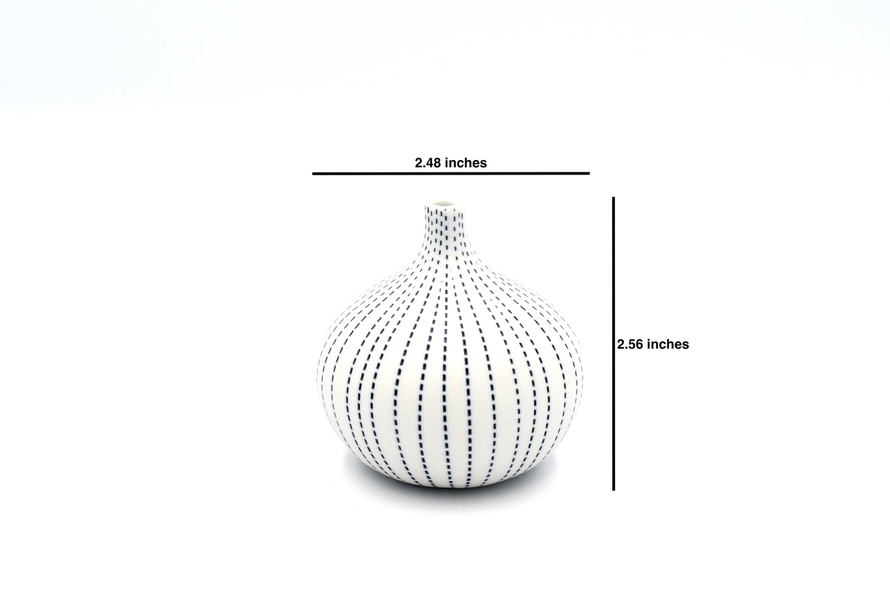 Porcelain Bud Vase Congo Tiny (Small) - White with Blue Dashed Lines
