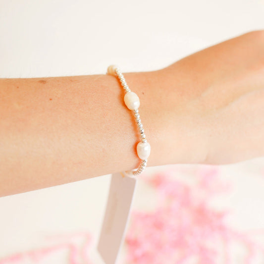 Pearl Poppi in Silver Bracelet