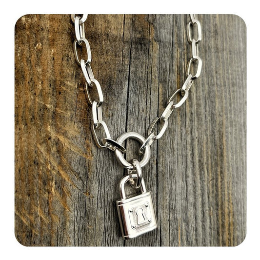 Infinity Clasp Necklace Silver