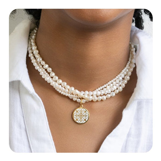 Sisterhood Fleur All Gold Pendant