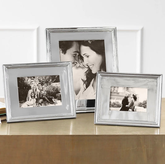 Classic 8x10 Silver Frame