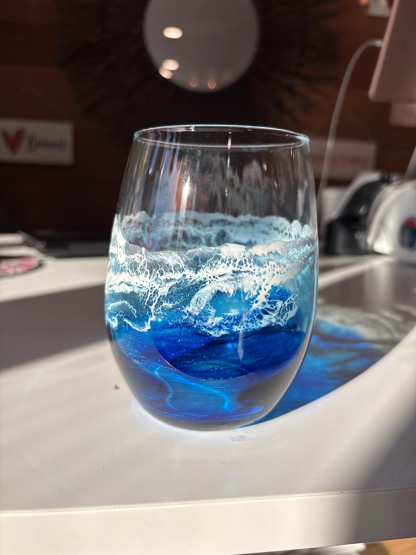 Ocean Blue Resin Stemless Wine Glass – 20oz, Locally Made & Unique