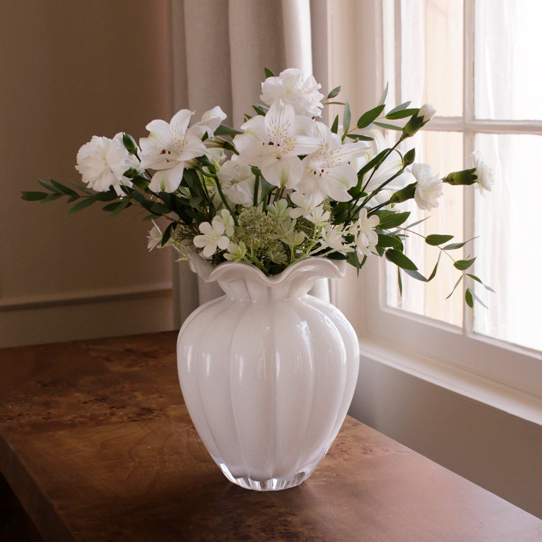 Glass Vento Large Vase Cream