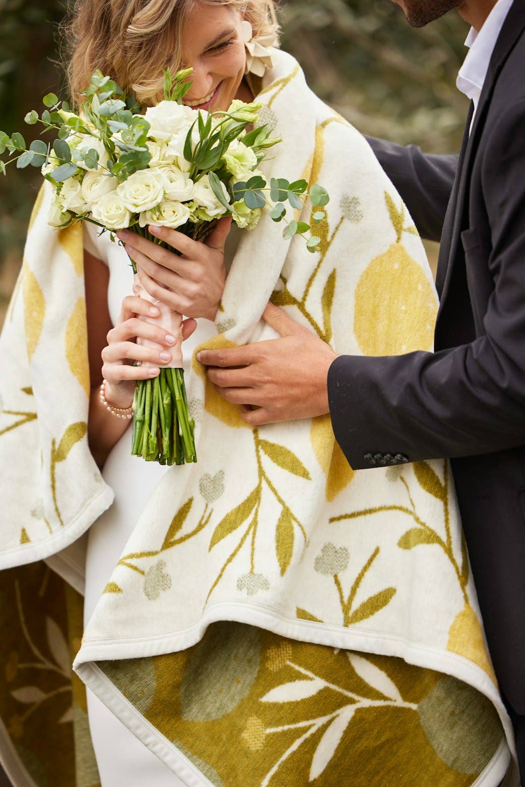 Lemon Blossoms Blanket