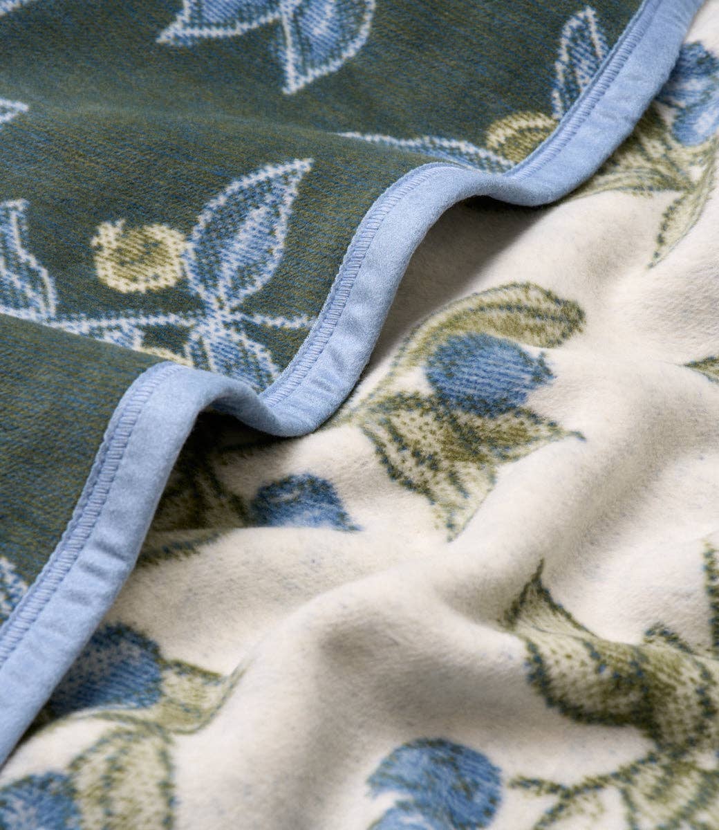 Blueberries Blanket