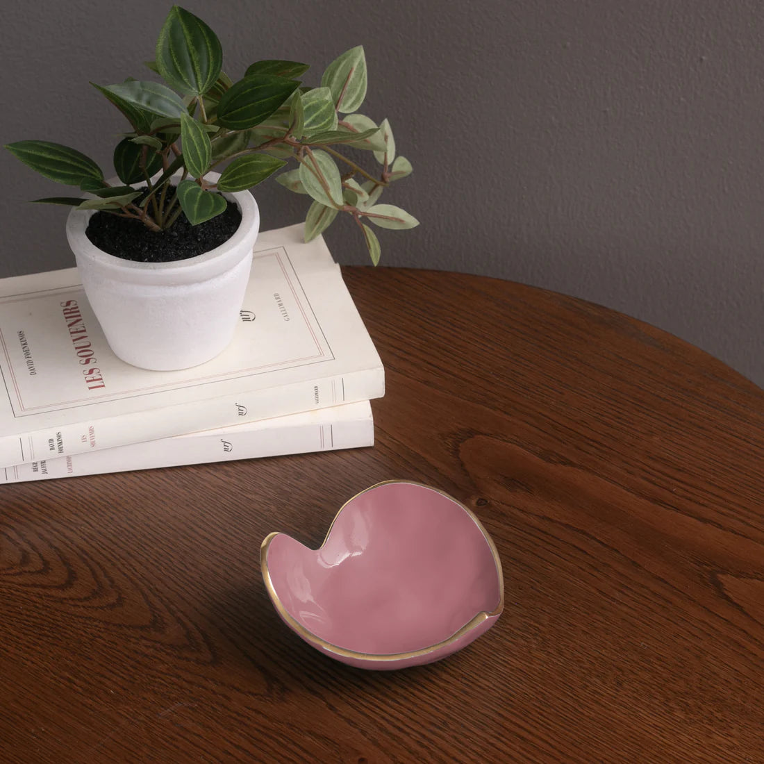 Pink - Encanto Mini Soho Heart Tray