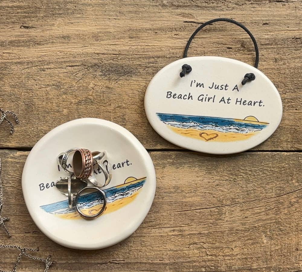 Beach Gril at Heart Round Dish