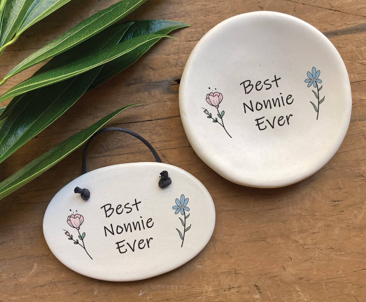 "Best Nonnie Ever" Handmade Ceramic Grandparent Dish.