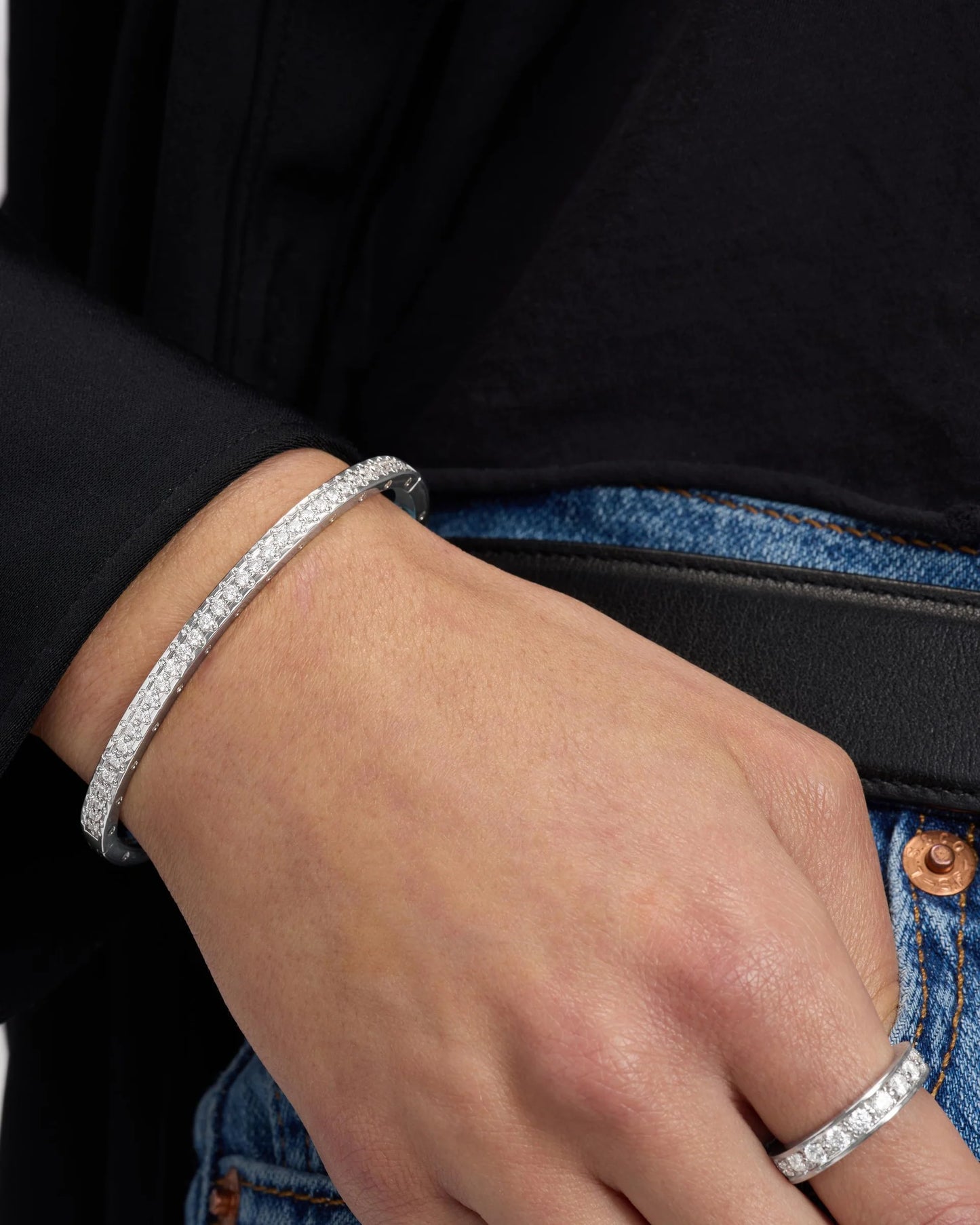 Ashley Pavé Cuff Silver 4mm