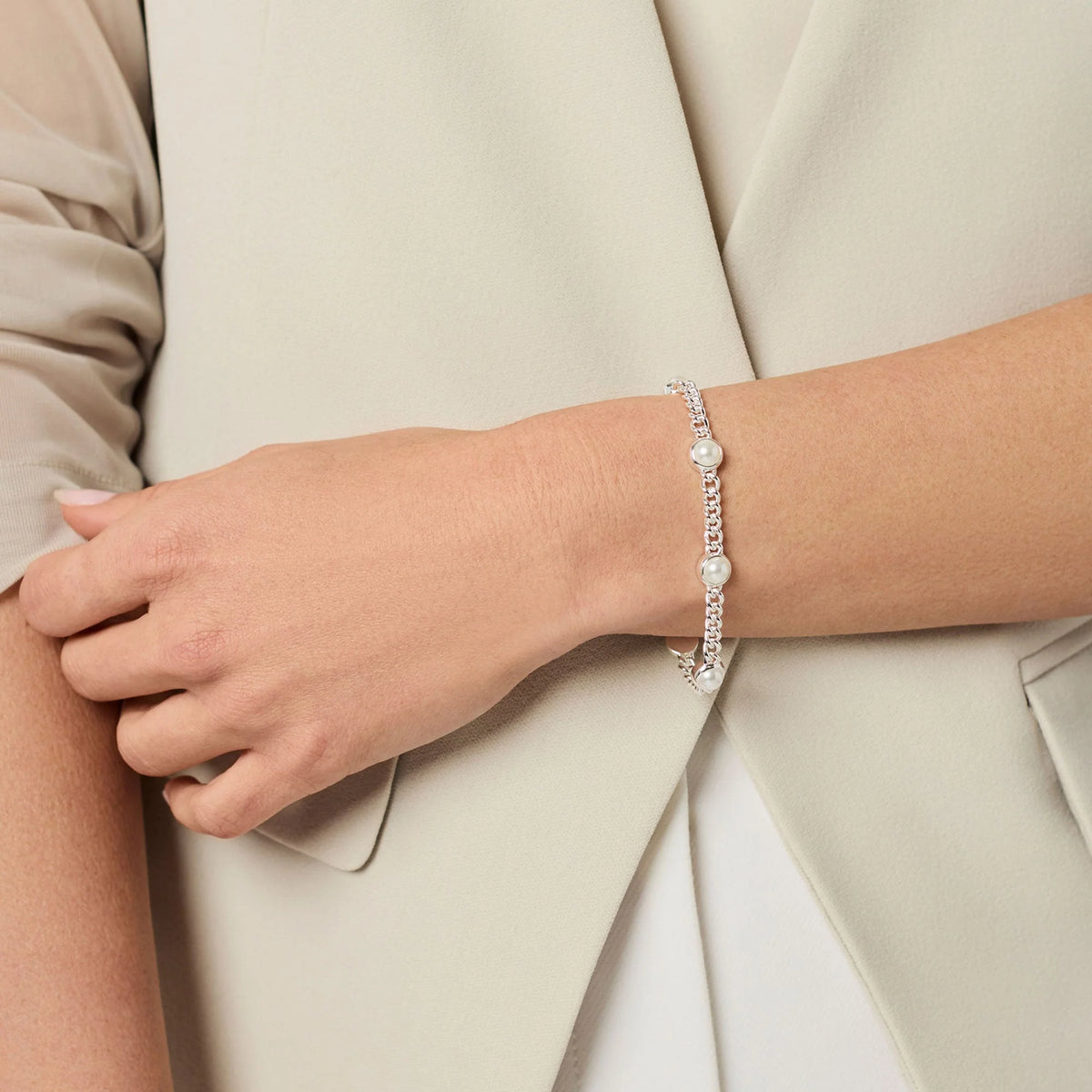 Dolce Delicate Silver Bracelet - Pearl