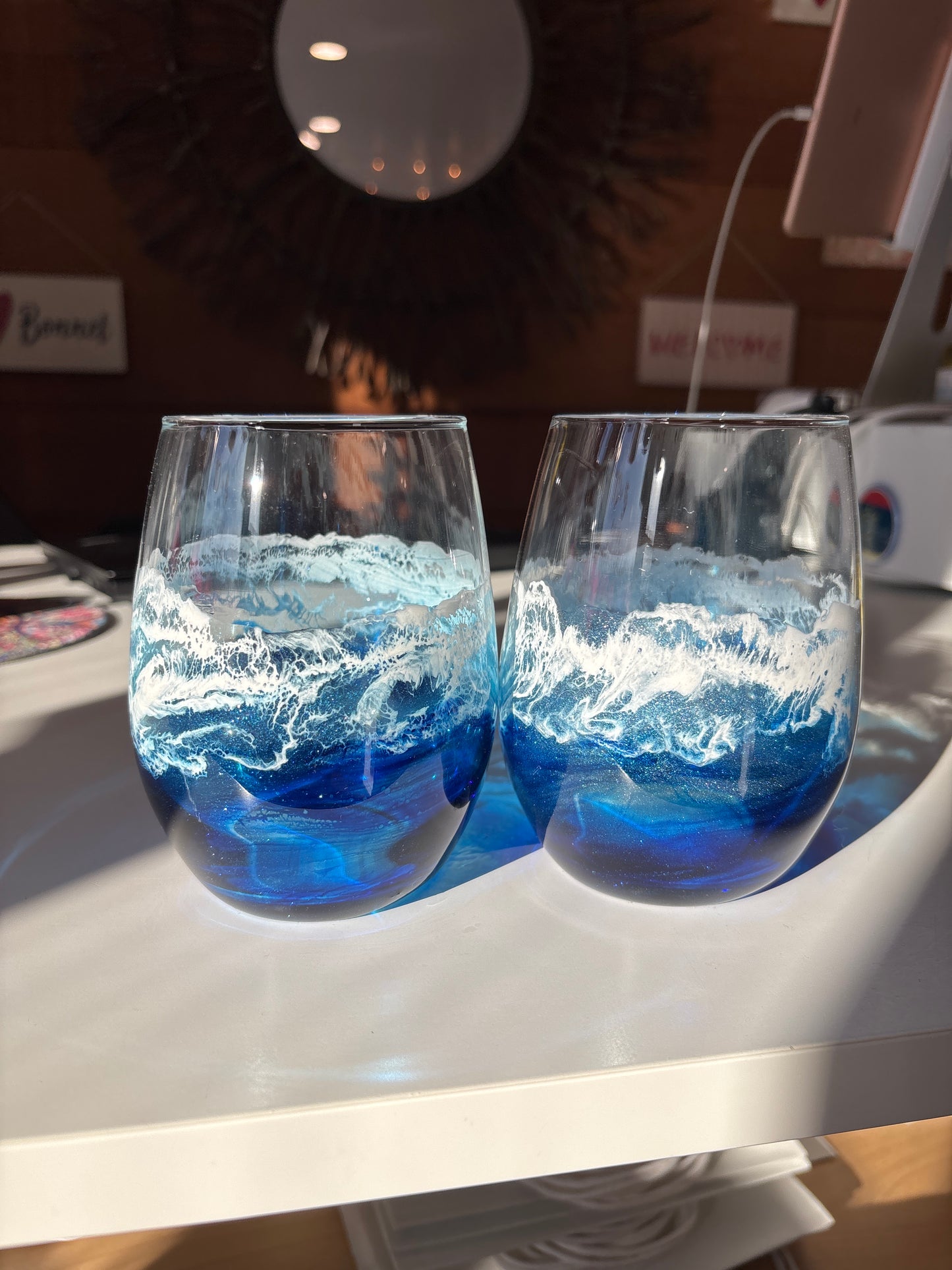 Ocean Blue Resin Stemless Wine Glass – 20oz, Locally Made & Unique