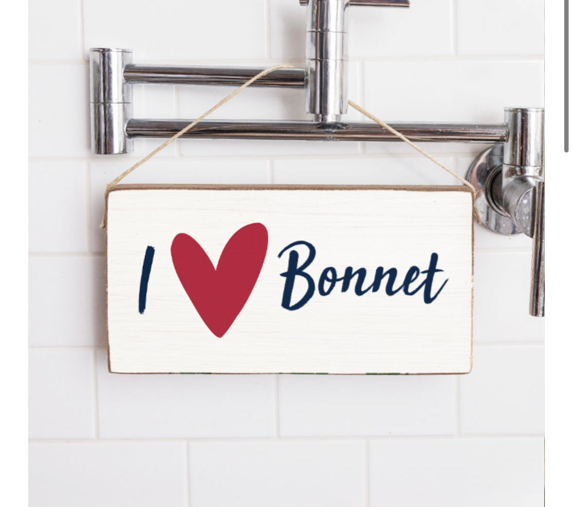 I Heart Bonnet Twine Hanging Sign