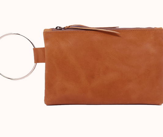 ABLE Fozi Wristlet - Clay