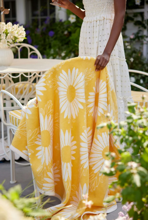 Daisies Original Blanket