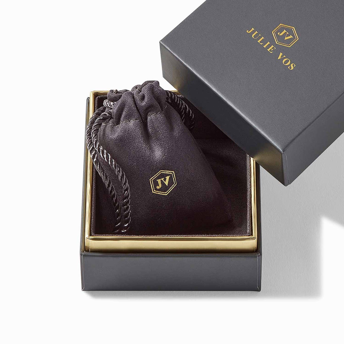 Essex Stud-Obsidian Black