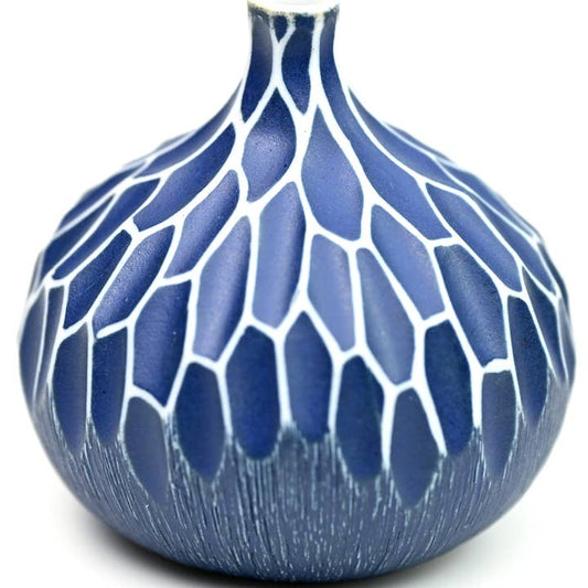 Porcelain Bud Vase Congo Tiny (Small) - Blue with White Honeycomb Pattern