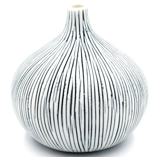 Porcelain Bud Vase Congo Tiny (Small) - White with Black Organic Lines