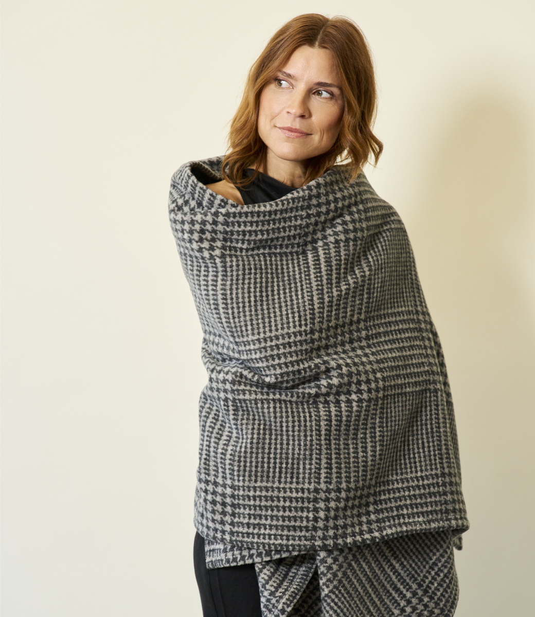 Katama Plaid Ash Shawl