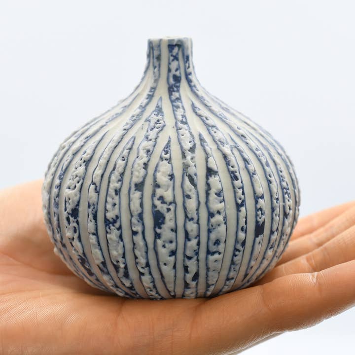 Porcelain Bud Vase Congo Tiny (Small) - Blue and White Coral