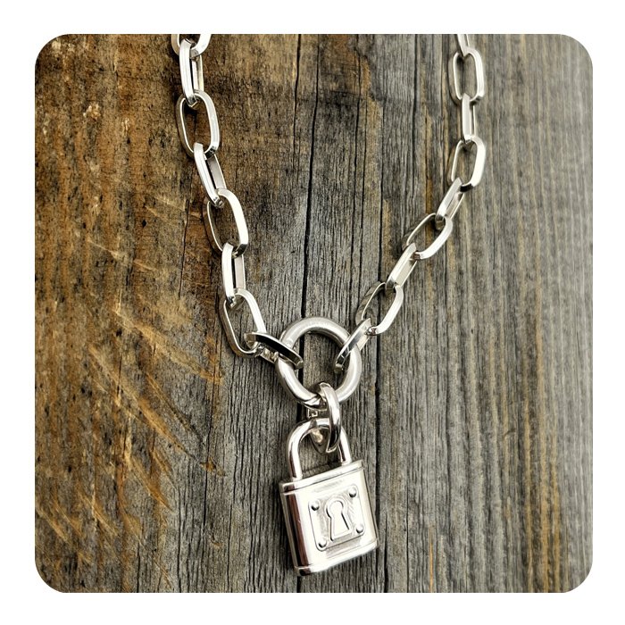 Infinity Clasp Necklace Silver